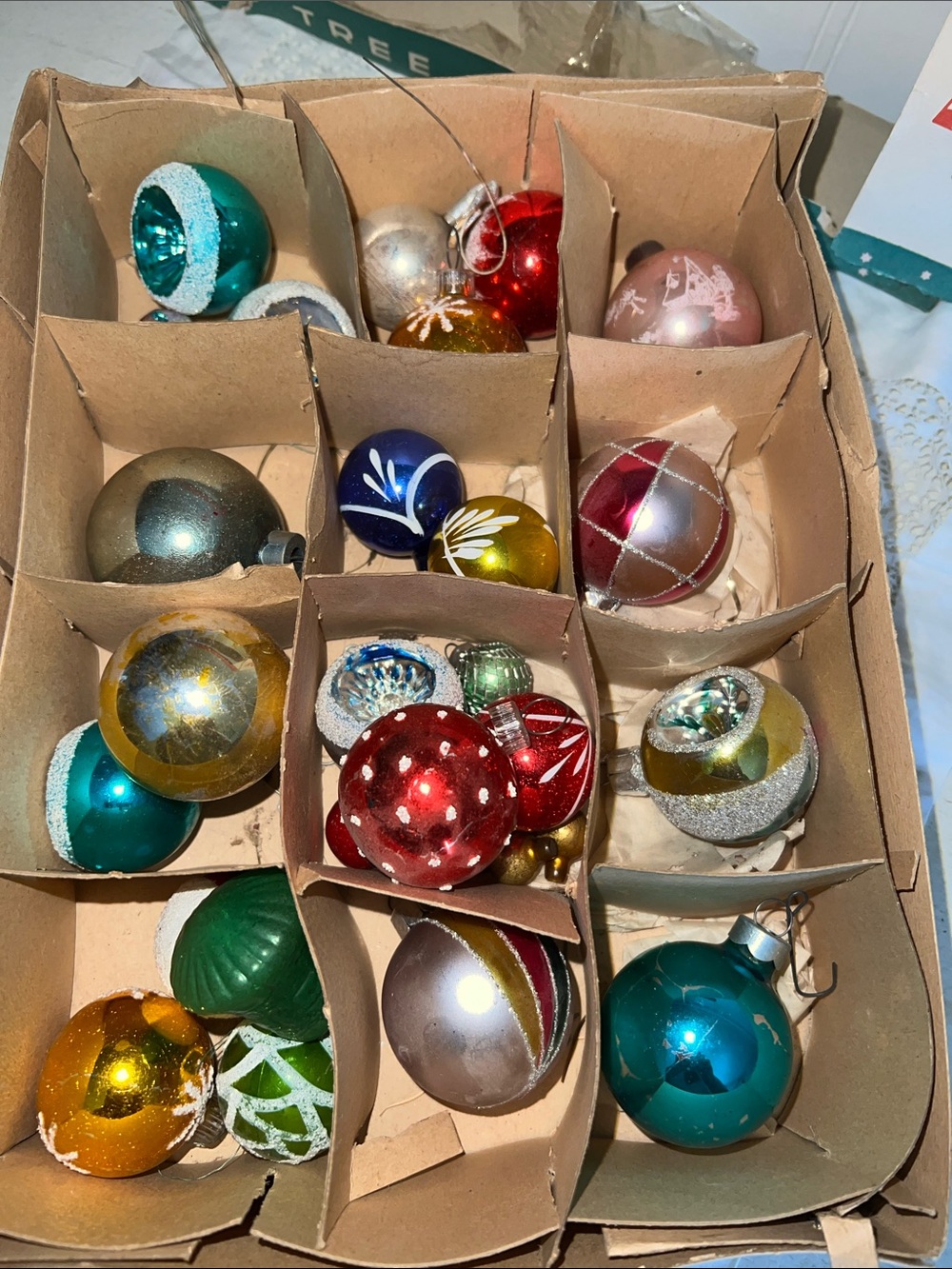 Incredible Lot Vintage Mercury glass indent flocked Christmas ornaments feather